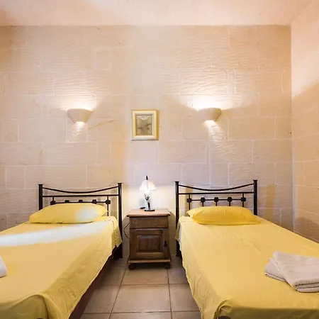 4 Bedroom With Private Pool & Views Сasa de vacaciones *